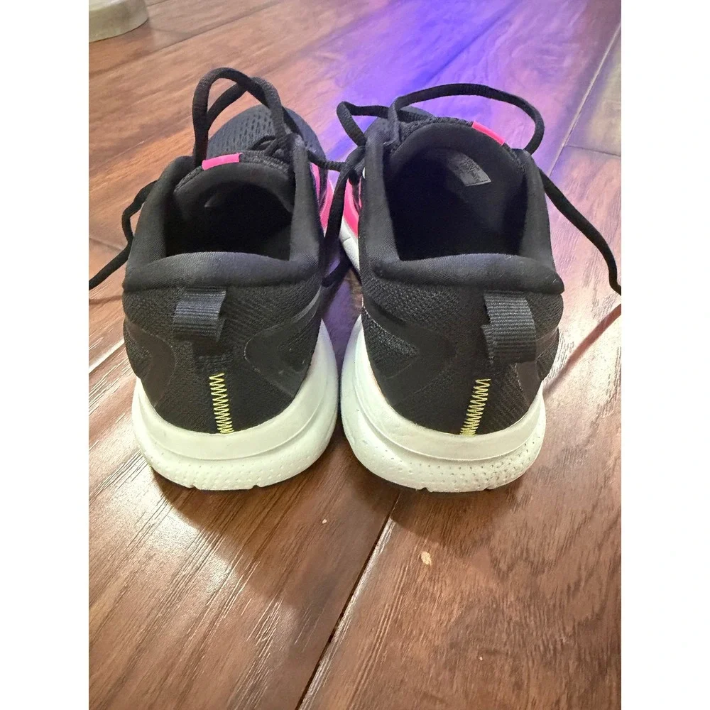 Brooks Trace 3 Women's Size 9 Black Pink Running Shoes Sneakers Cushion